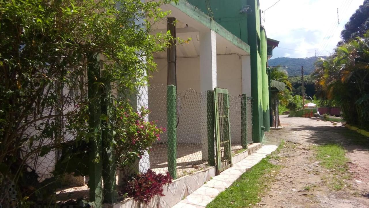 Pousada Familia Relaxe Na Serra Da Mantiqueira Santo Antonio do Pinhal Exterior photo